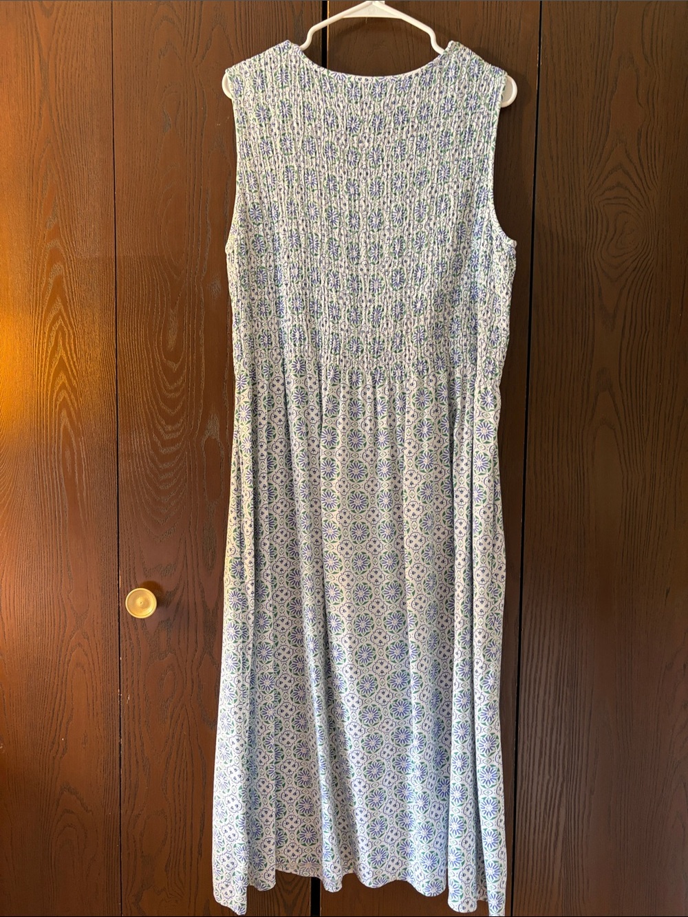 croft & barrow Blue and White Sleeveless Smocked Maxi Dress. Size 1X - Picture 5 of 6